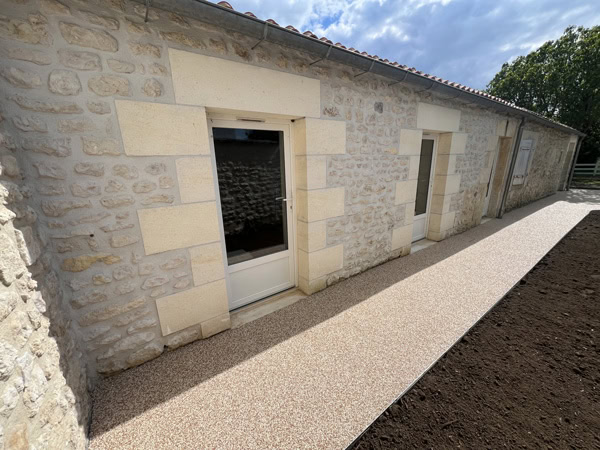 Pose de revêtement terrasse et plage piscine